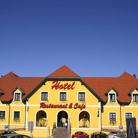 Autobahnrestaurant&Motorhotel Zöbern Exterior foto