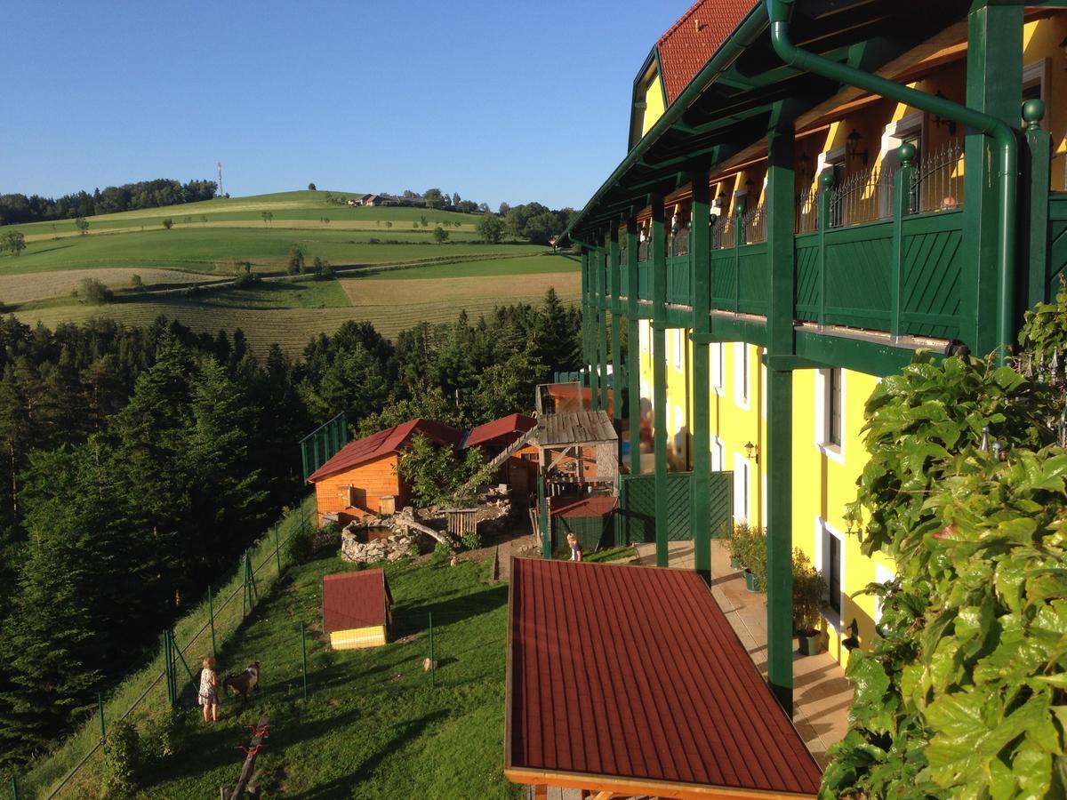 Autobahnrestaurant&Motorhotel Zöbern Exterior foto